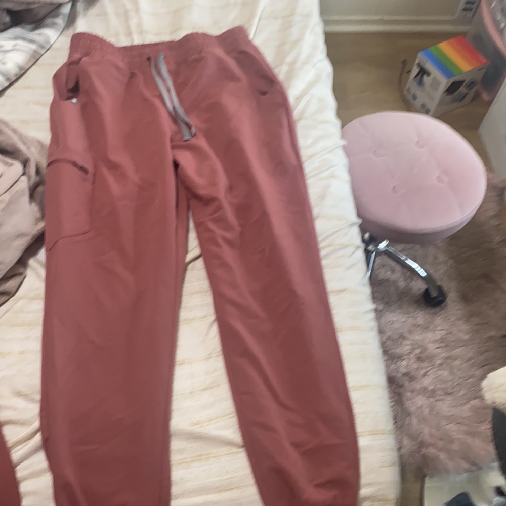 High waisted Zamora joggers - Picture 3 of 3